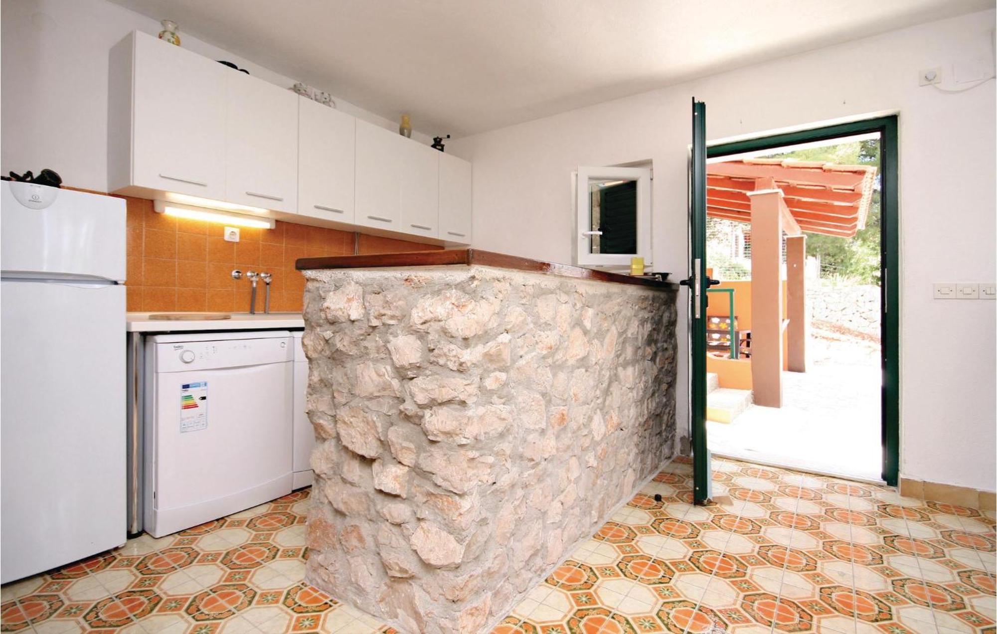 2 Bedroom Beautiful Home In Sparadici Grebaštica Екстериор снимка