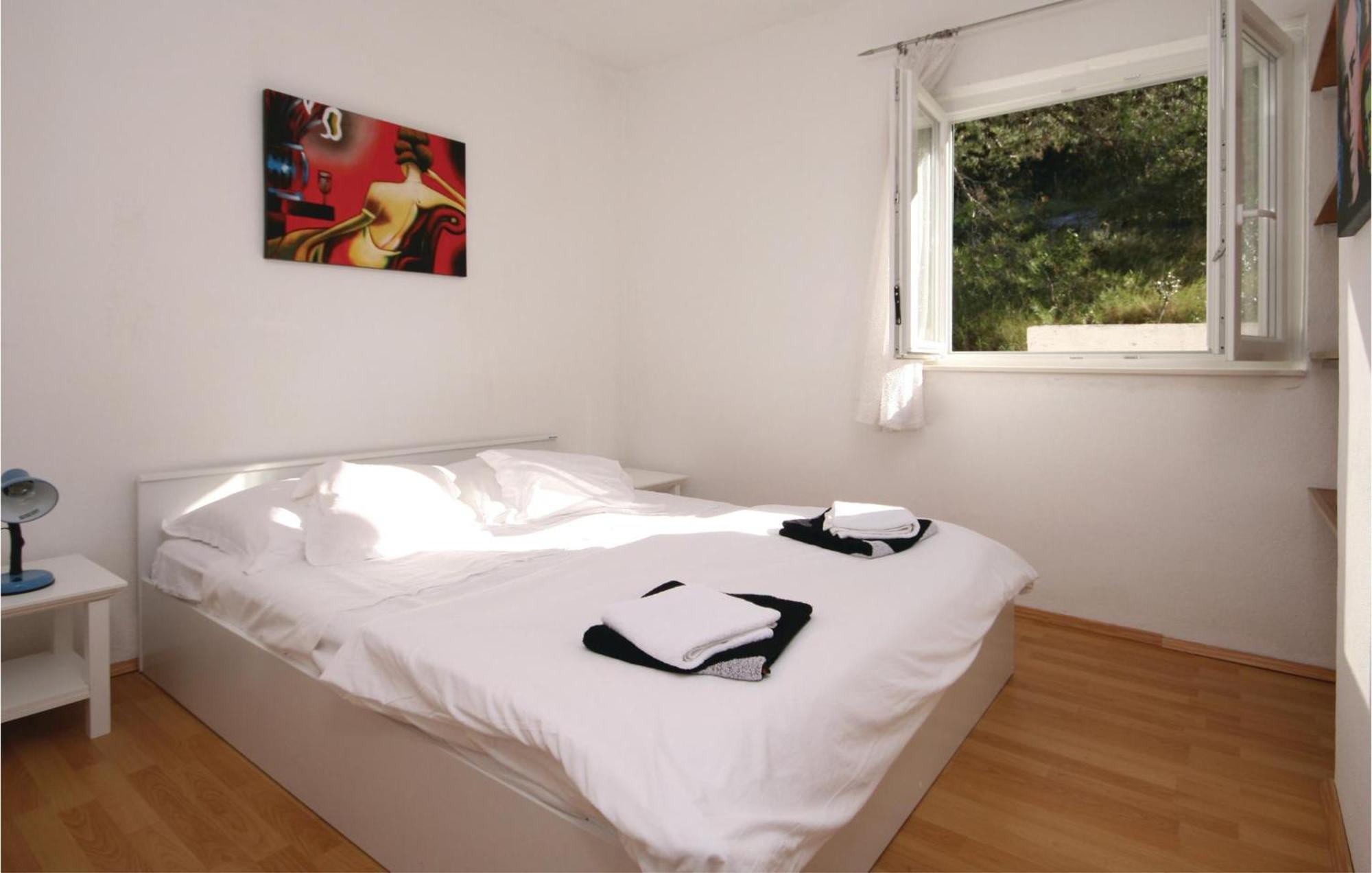 2 Bedroom Beautiful Home In Sparadici Grebaštica Екстериор снимка